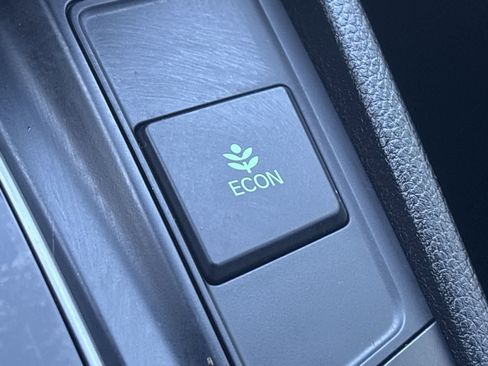 Certified 2017 Honda CR-V Touring image 30