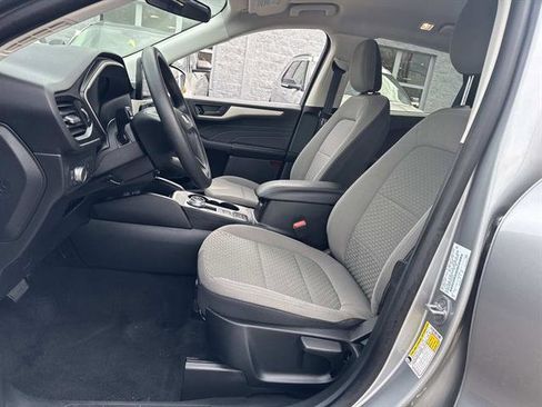 Used 2022 Ford Escape SE image 10