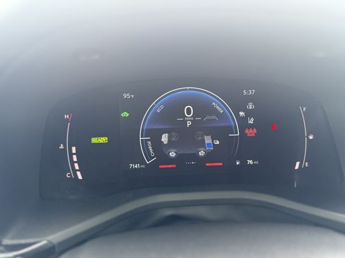 Certified 2025 Toyota Camry LE w/ Convenience Package FWD image 6