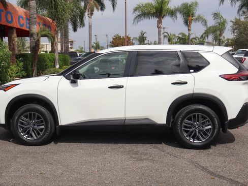 Used 2023 Nissan Rogue S FWD image 5