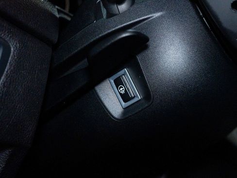 Used 2018 BMW M2 image 21