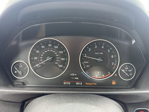 Used 2017 BMW 330i Sedan RWD image 7