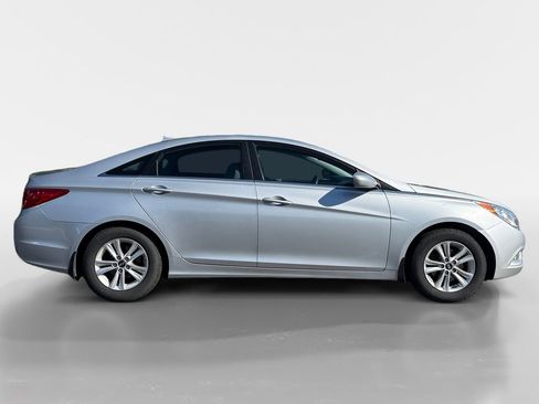 Used 2013 Hyundai Sonata GLS w/ Popular Equipment Pkg image 3