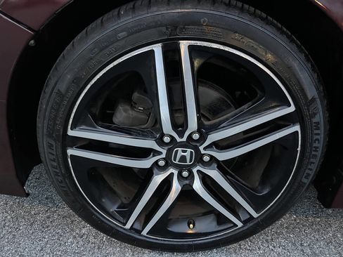 Used 2016 Honda Accord Sport image 13