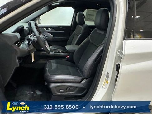 New 2026 Ford Explorer ST w/ Sun And Sound Package image 8