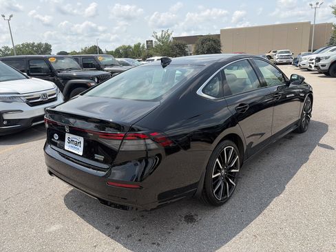 Certified 2025 Honda Accord Touring image 6
