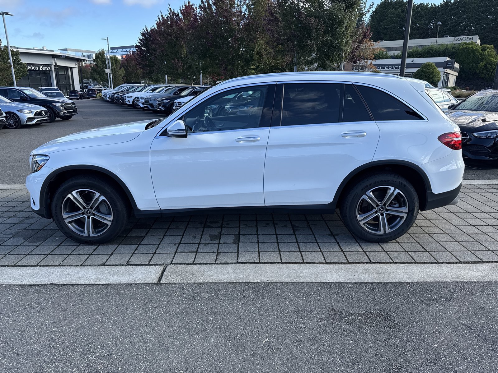 Used 2019 Mercedes-Benz GLC 300 4MATIC image 9