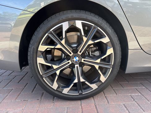 Certified 2025 BMW 330i Sedan RWD image 13