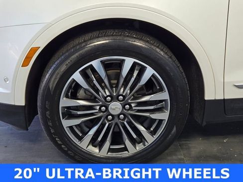 Used 2018 Cadillac XT5 Premium Luxury w/ Driver Assist Package image 5