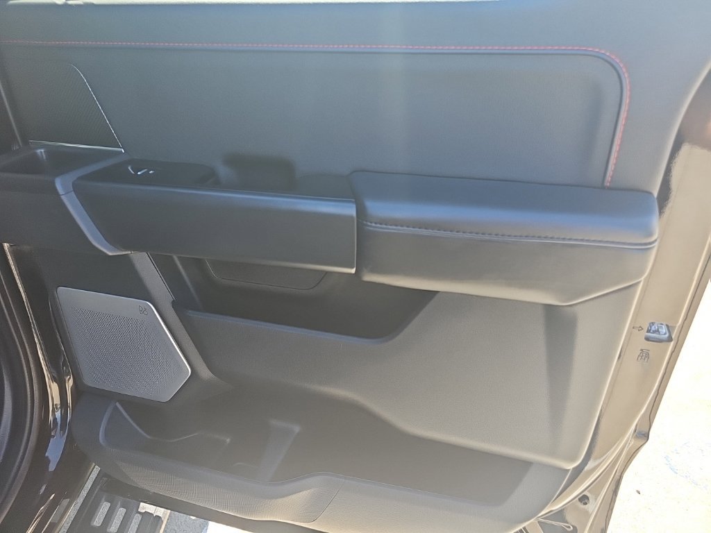 Used 2024 Ford F150 Raptor AWD/4WD image 32