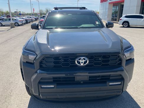 Certified 2026 Toyota 4Runner TRD Off-Road Premium AWD/4WD image 2