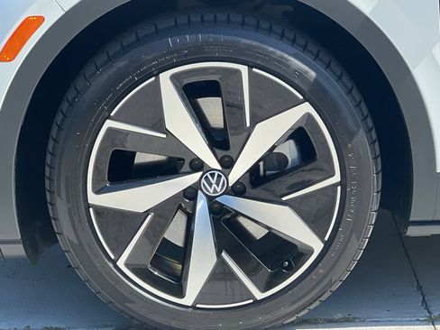 Used 2023 Volkswagen ID.4 Pro S RWD image 28