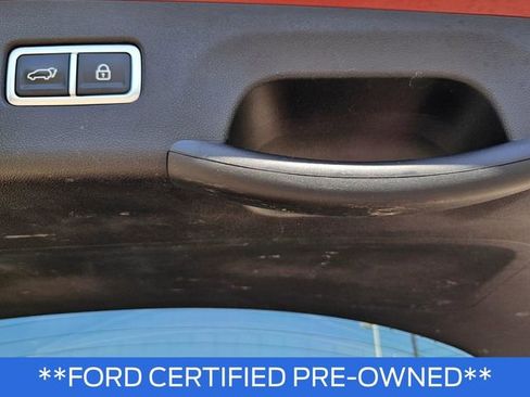 Used 2021 Kia Sorento SX image 11