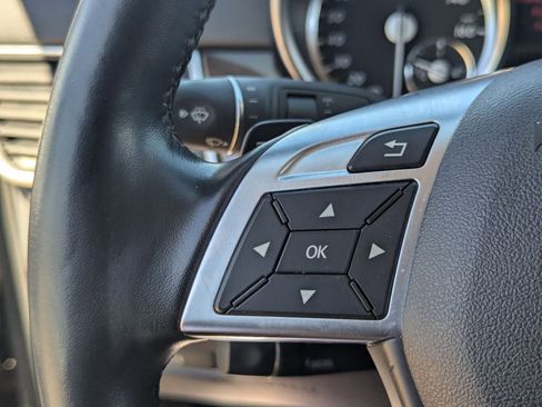 Used 2015 Mercedes-Benz GL 320 GL 350 image 27