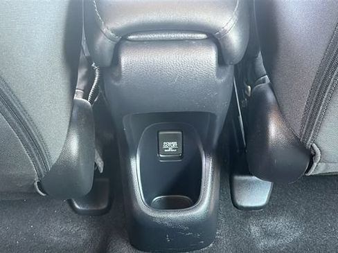 Used 2020 Honda HR-V LX image 20