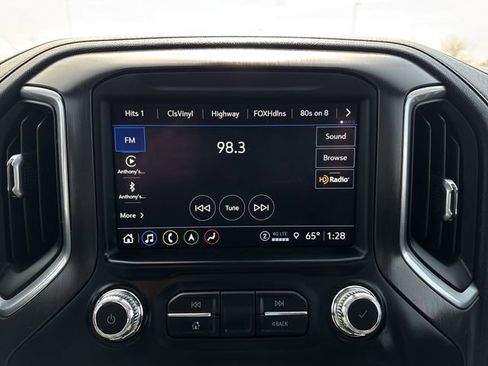 Used 2021 GMC Sierra 2500 AT4 w/ AT4 Premium Plus Package AWD/4WD image 13