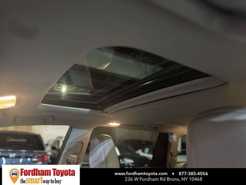Used 2019 Toyota Highlander XLE AWD/4WD image 20