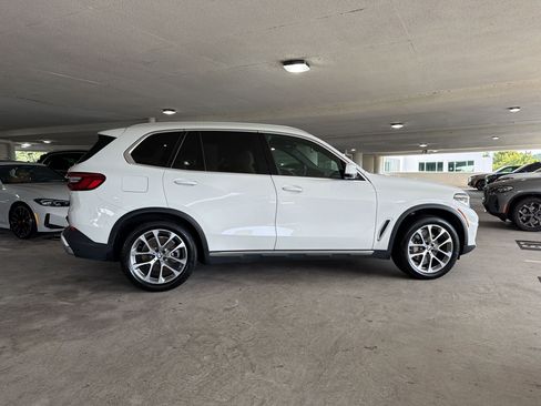 Used 2019 BMW X5 xDrive40i w/ Convenience Package AWD/4WD image 7