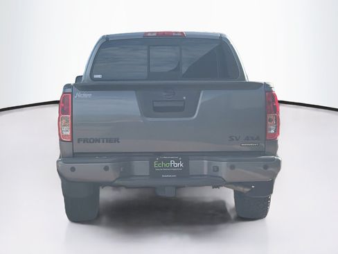 Used 2021 Nissan Frontier SV w/ Midnight Edition Floor Mats AWD/4WD image 7