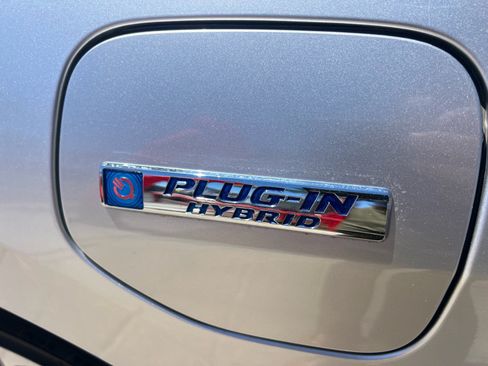 Used 2019 Honda Clarity Plug-In Hybrid image 5
