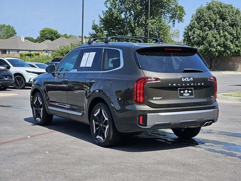 Used 2025 Kia Telluride S AWD/4WD image 3
