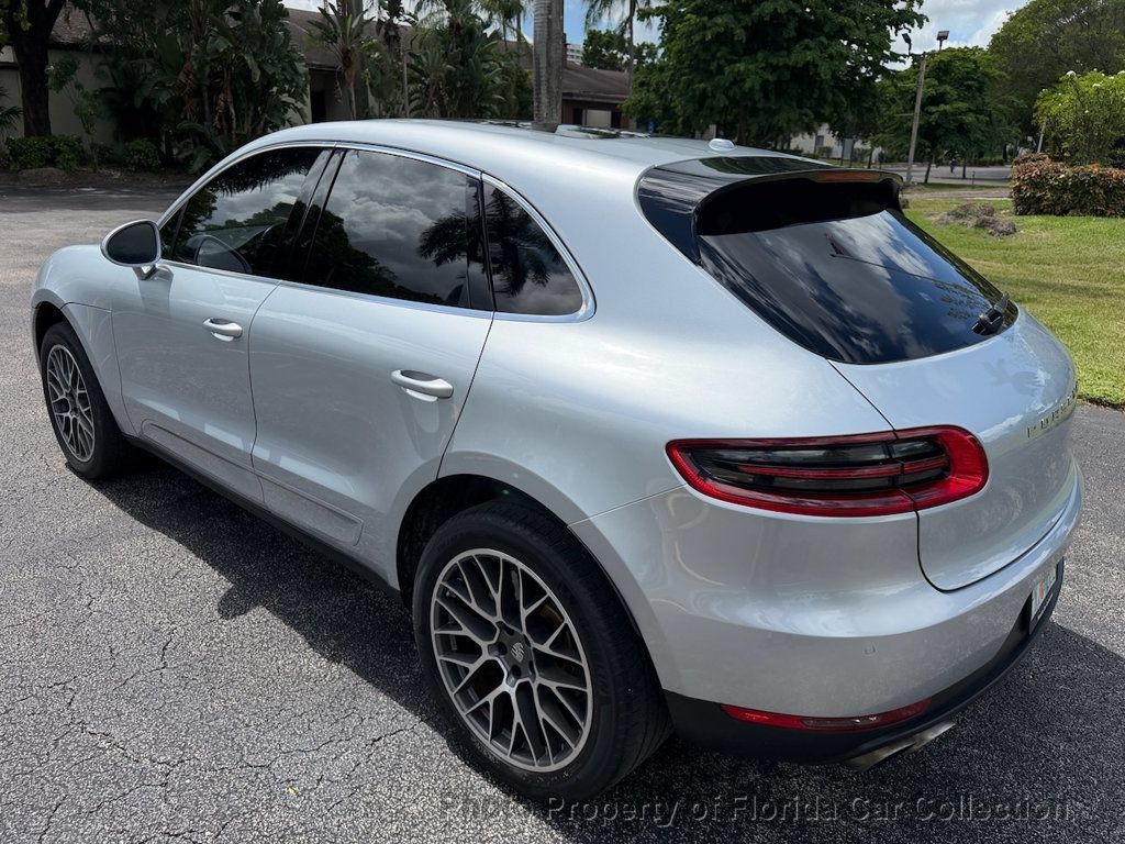 Used 2017 Porsche Macan S AWD/4WD image 3