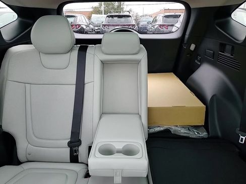 New 2026 Hyundai Tucson Limited image 22