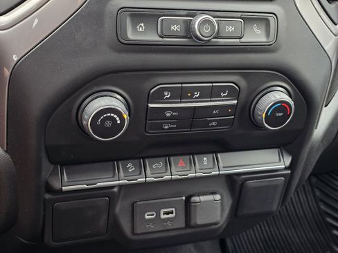 Used 2021 Chevrolet Silverado 1500 Custom Trail Boss w/ LPO, Dark Essentials Package AWD/4WD image 21