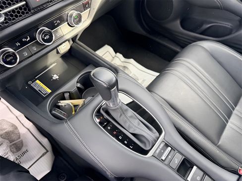 Used 2023 Honda HR-V EX-L image 20