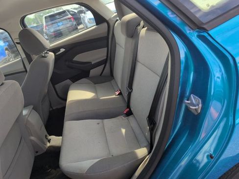 Used 2014 Ford Focus SE FWD image 23
