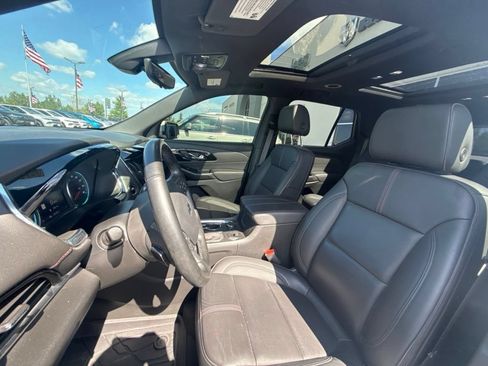 Used 2023 Chevrolet Traverse RS AWD/4WD image 13