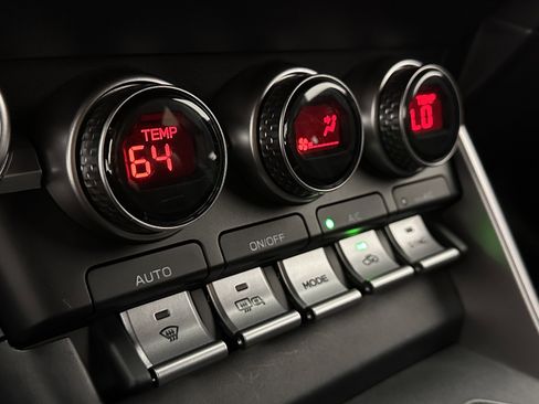 Used 2025 Toyota GR86 Premium RWD image 19