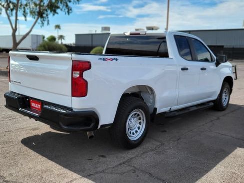 Used 2024 Chevrolet Silverado 1500 W/T w/ WT Convenience Package AWD/4WD image 11