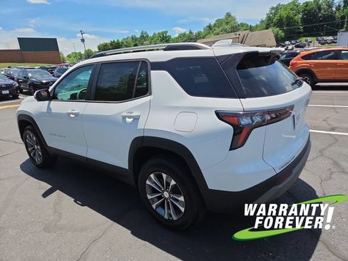 New 2026 Chevrolet Equinox LT w/ Convenience Package II AWD/4WD image 5