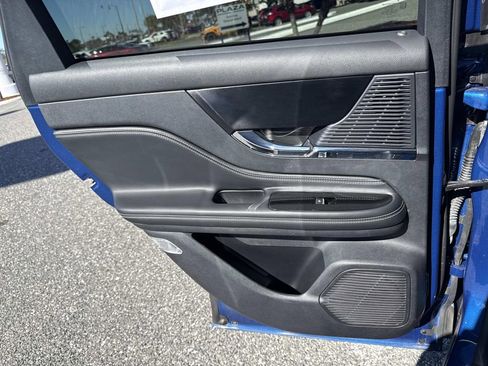 Certified 2020 Lincoln Corsair Standard w/ Premium Package image 13