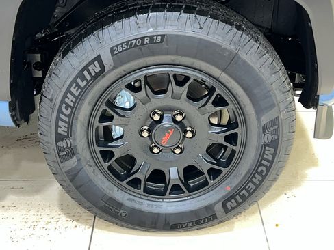 New 2025 Toyota 4Runner TRD Off-Road Premium image 5