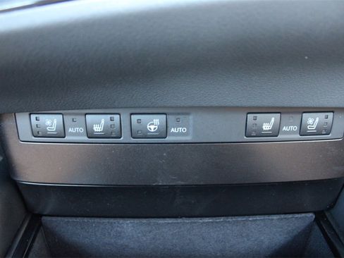 Used 2024 Lexus ES 300h w/ Premium Package image 23