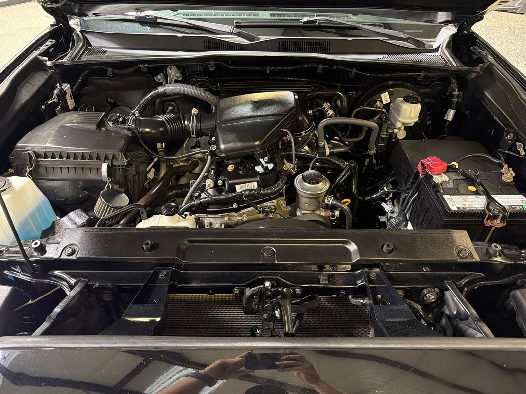 Used 2020 Toyota Tacoma SR5 RWD image 50