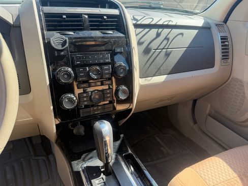 Used 2011 MAZDA Tribute i Sport image 7