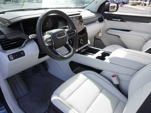 New 2026 GMC Acadia Denali FWD image 20