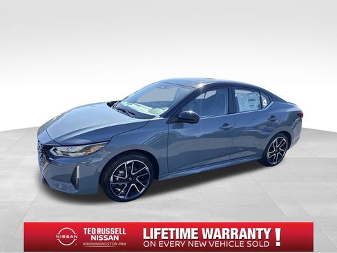 New 2025 Nissan Sentra SR w/ SR Premium Package image 7