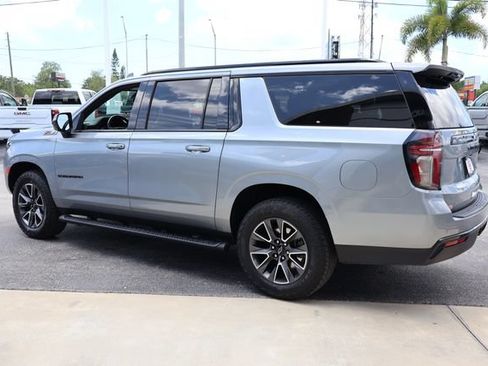 Used 2024 Chevrolet Suburban Z71 AWD/4WD image 6