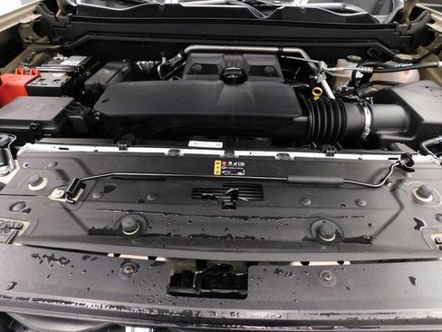 Used 2024 GMC Canyon AT4 w/ AT4 Premium Package image 55