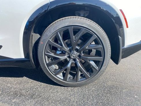 New 2025 Toyota Crown Signia image 19