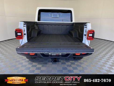 New 2026 Jeep Gladiator Mojave image 31