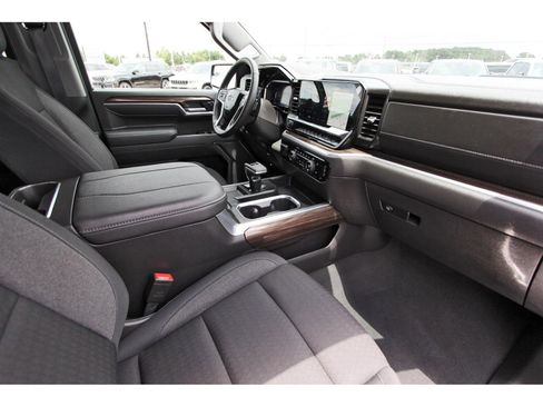 Used 2026 Chevrolet Silverado 1500 LT Trail Boss w/ Protection Package AWD/4WD image 29