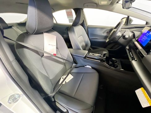 New 2026 Toyota Prius LE image 31