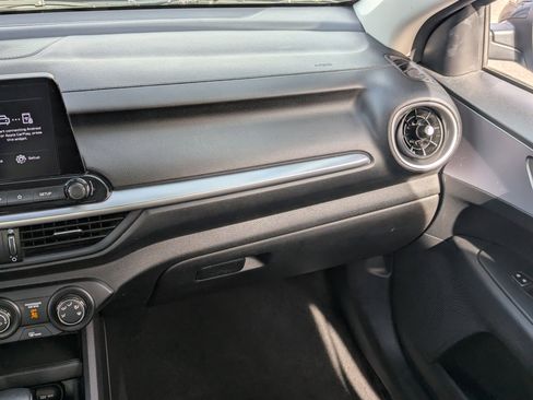 Certified 2022 Kia Forte Sedan image 15