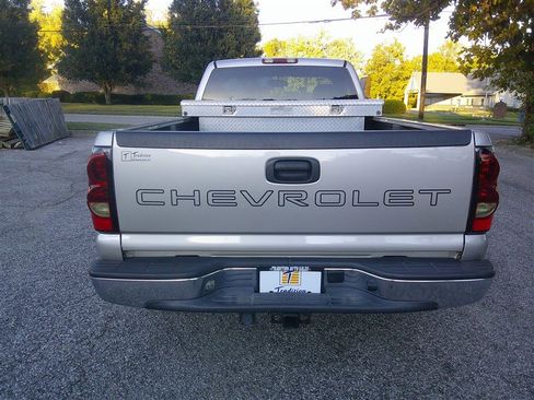 Used 2007 Chevrolet Silverado 1500 W/T image 4