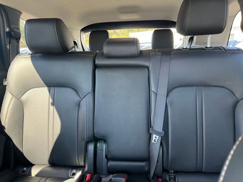 Used 2025 MAZDA CX-90 3.3 Turbo w/ Preferred Package image 41